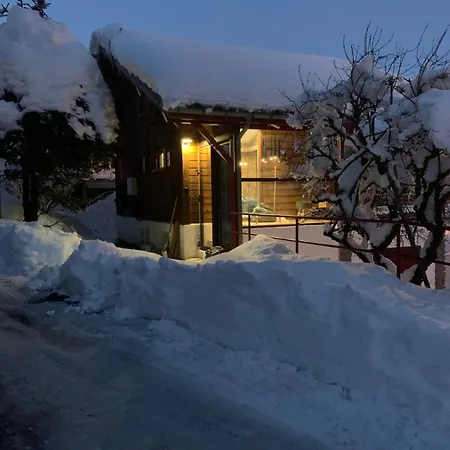 Mont Blanc 木屋 *